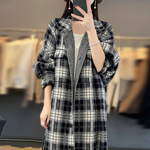秋冬新款中长款羊绒开衫女西装领黑白格大衣宽松慵懒羊毛针织外套