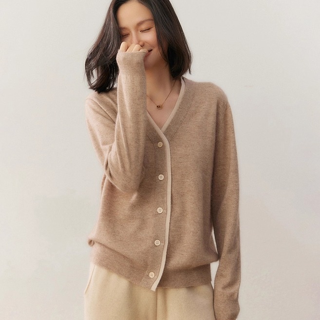 高级感拼色山羊绒针织开衫女外套