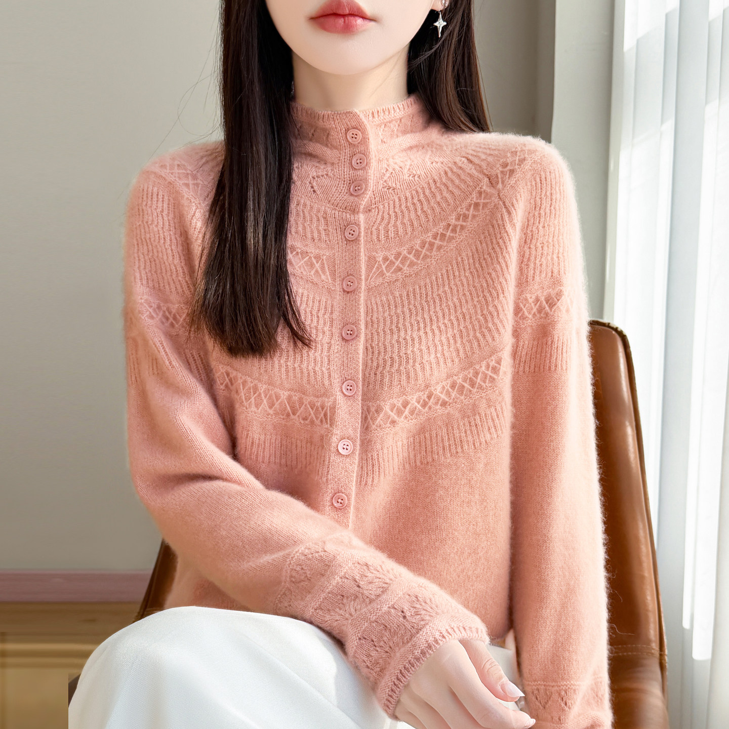 2026秋冬半高领精纺羊毛开衫女镂空钩花针织毛衣宽松加厚外套上衣