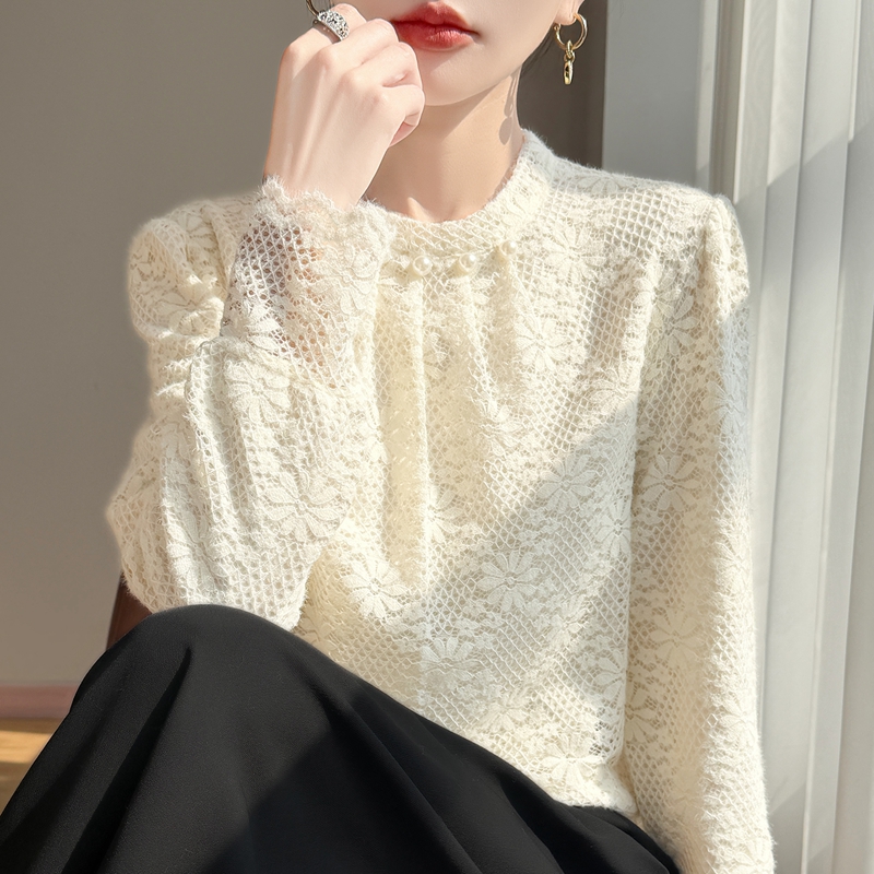 秋冬蕾丝圆领镂空钩花长袖打底衫