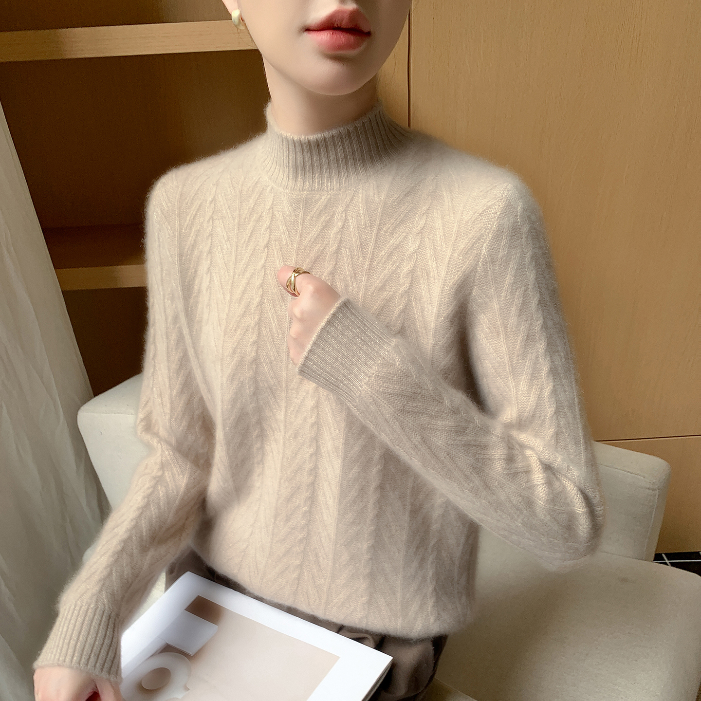 高级感加厚半高领山羊绒衫女绞花针织长袖纯色毛衣宽松羊绒衫打底