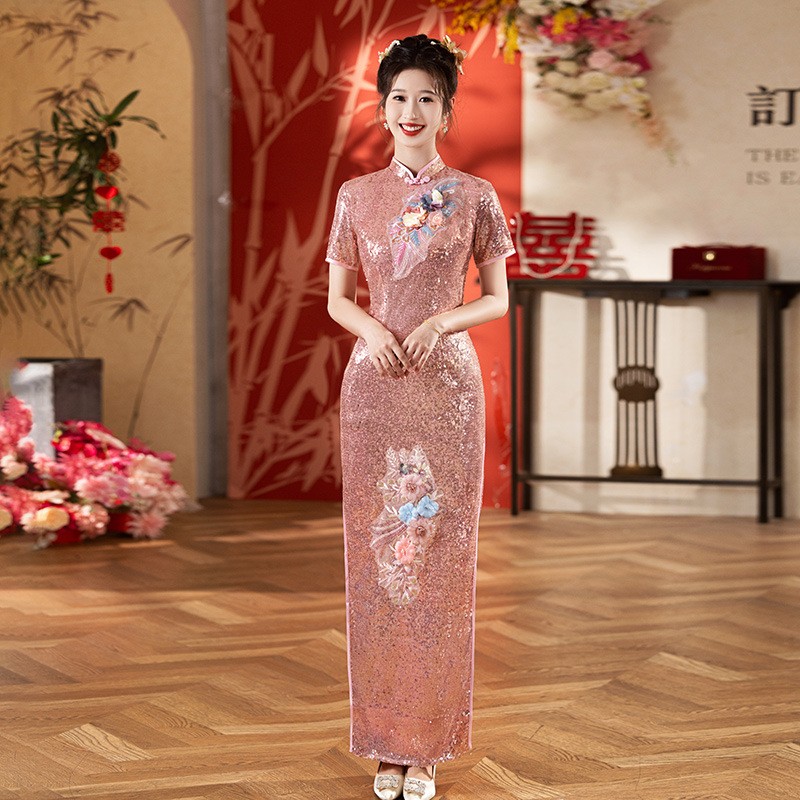 粉色亮片旗袍秋季新款女礼仪演出改良时尚舞台走秀旗袍晚礼形体服