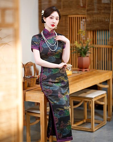 老上海复古民族风传统长款宽边旗袍2023春新款改良中老年女士旗袍