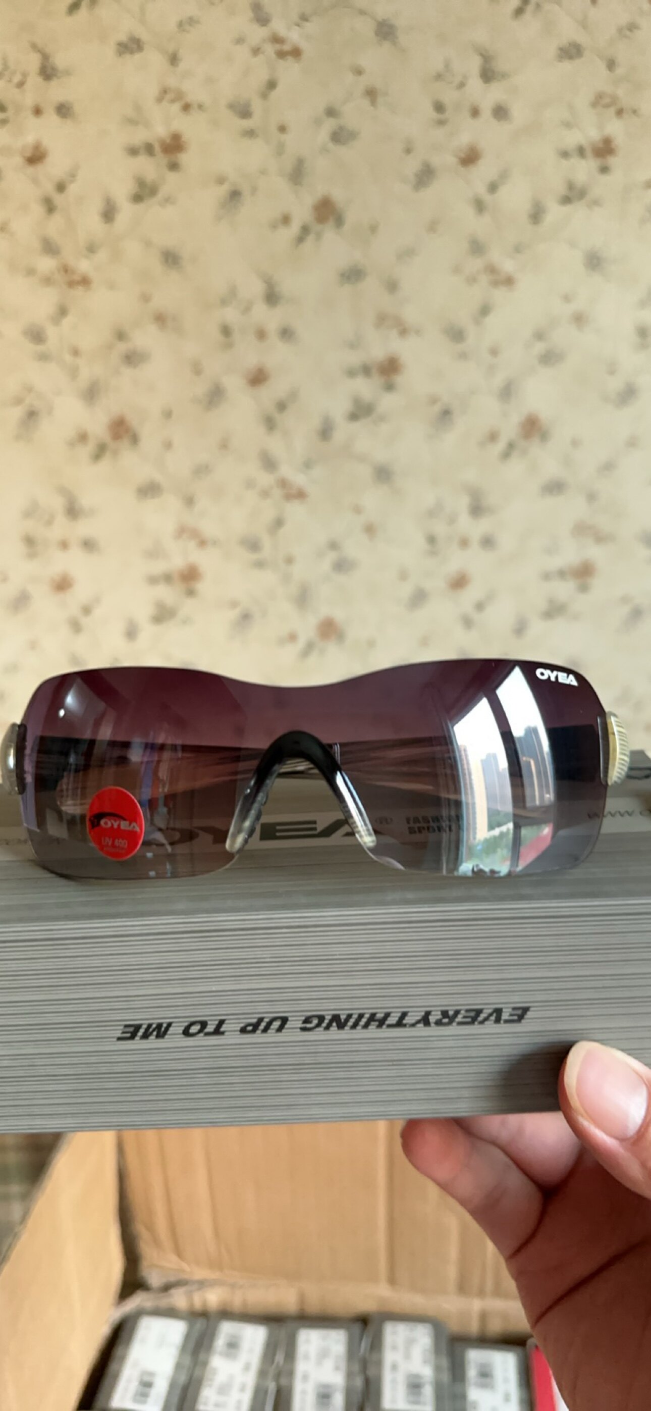 oyea欧野休闲眼镜太阳镜轻红色千禧年无框女士俏佳人0332黑色