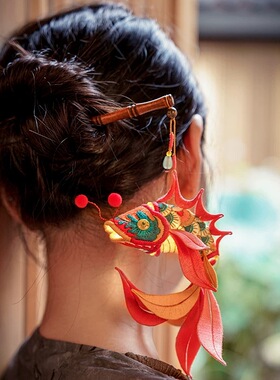 (成品玲珑鱼灯)元旦鱼灯刺绣手工中国风挂件发光发簪礼物