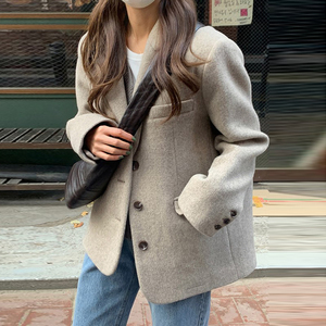 毛呢外套女短款2024秋冬新款加厚小个子赫本风高级感西装呢子大衣