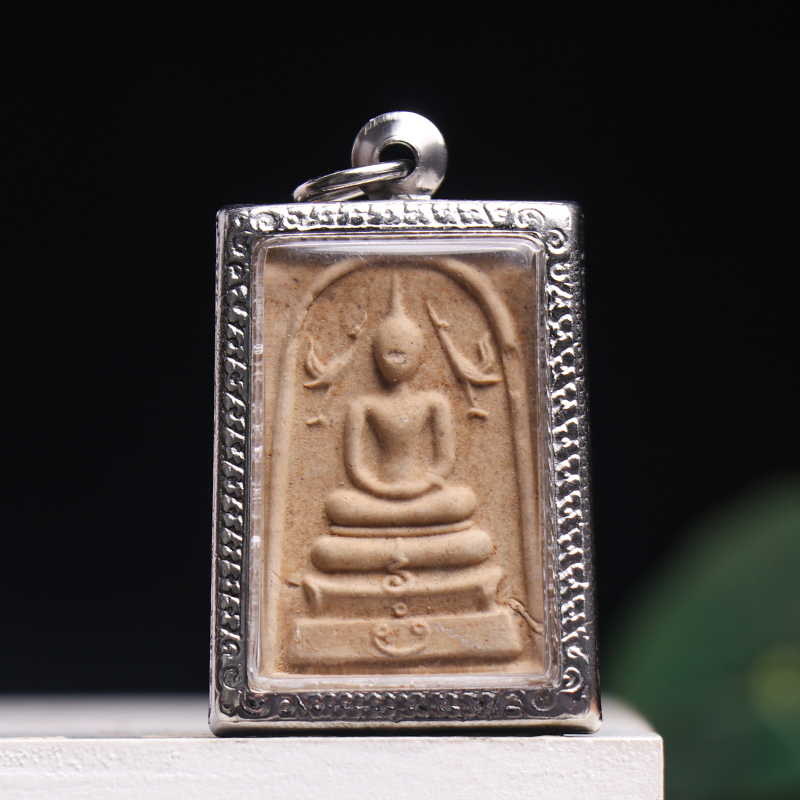 泰国佛牌瓦巴岗通崇迪佛项链吊坠