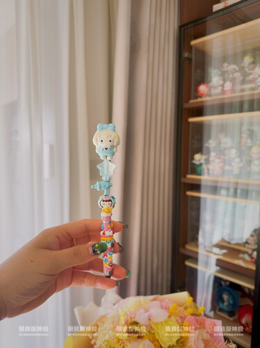 孤品仅1手绘爱丽丝Kitty梦游仙境丑鱼嘎嘎奶油珠JC蛋糕触控圆珠笔