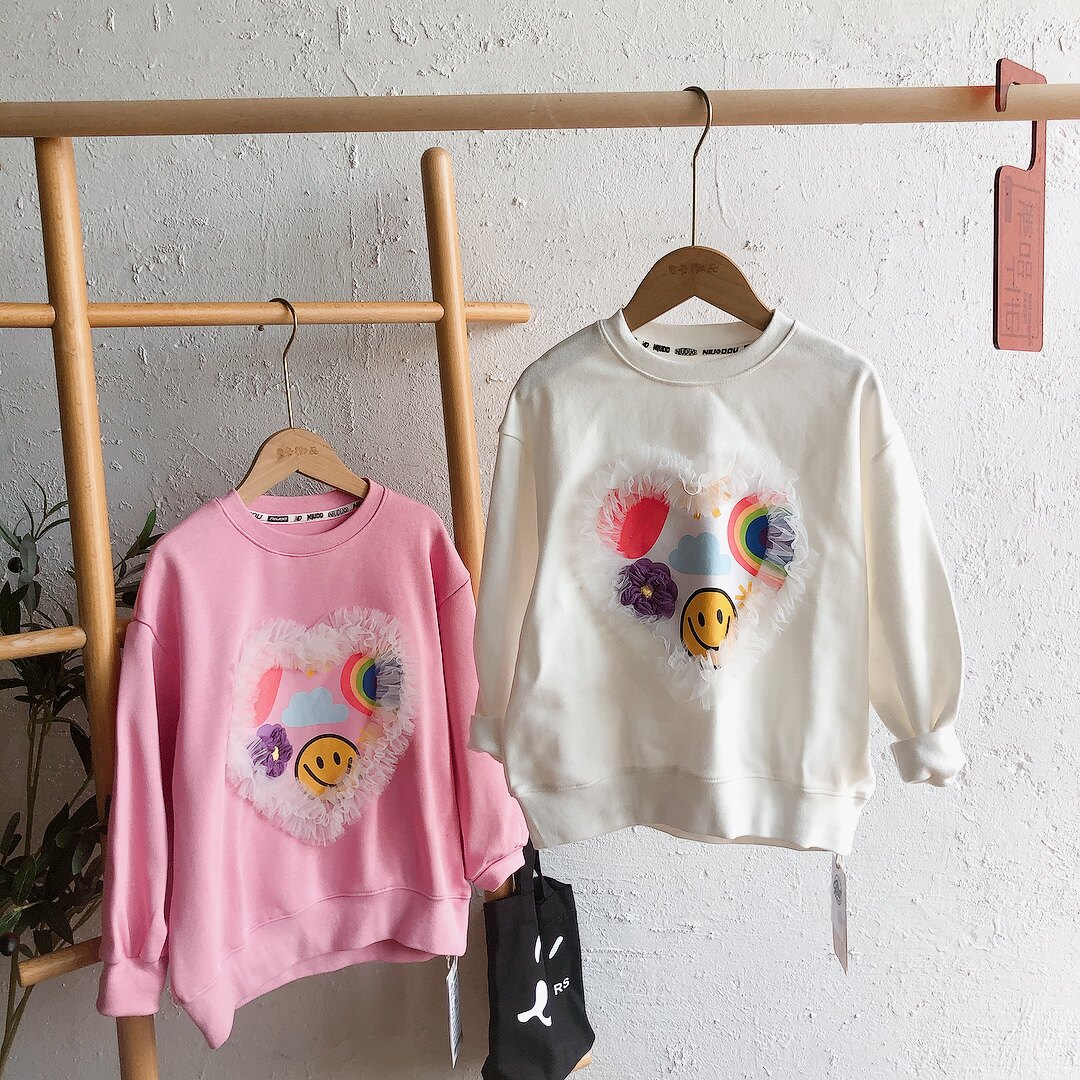 牛哆哆春秋款女童韩版可爱蕾丝图案套头宽松长袖卫衣上衣28288