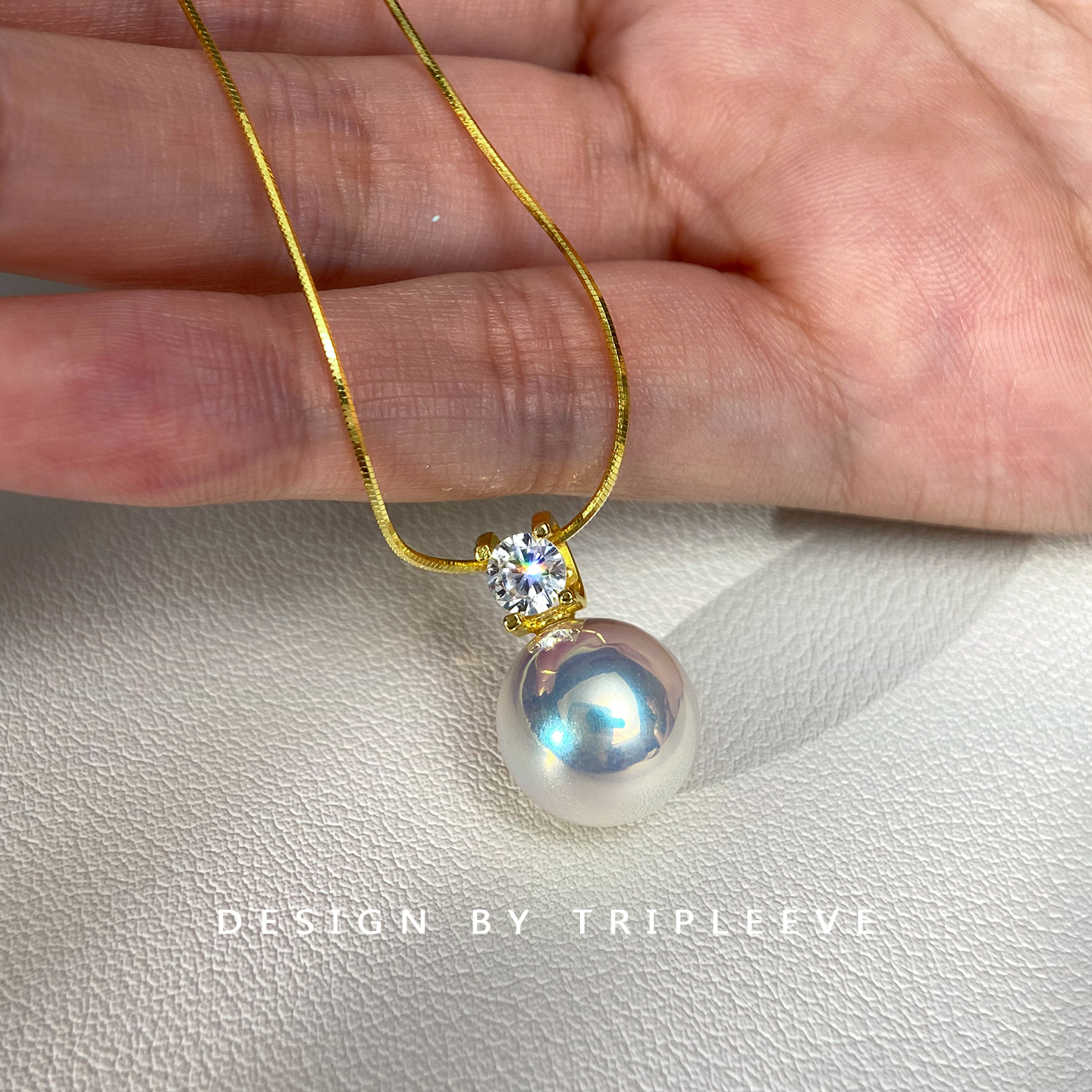 高定升级D色莫桑钻+天然澳母贝珠