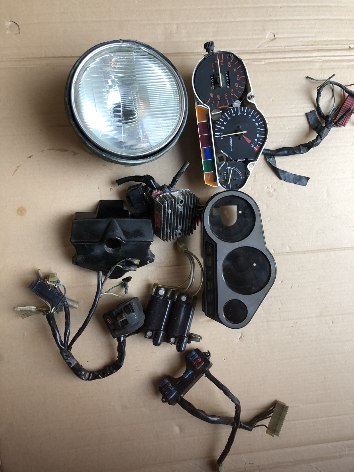 本田vt250里程表整流器高压包大灯钥匙装饰盖左把手开关大灯总成