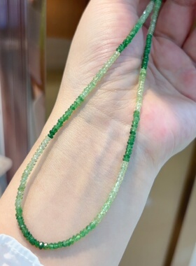 18k金扣头天然沙弗莱珠链