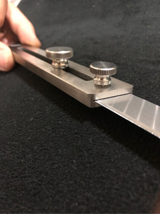 不锈钢推拉美工刀全钢工业级重型壁纸刀架工具刀全金属折叠刀架