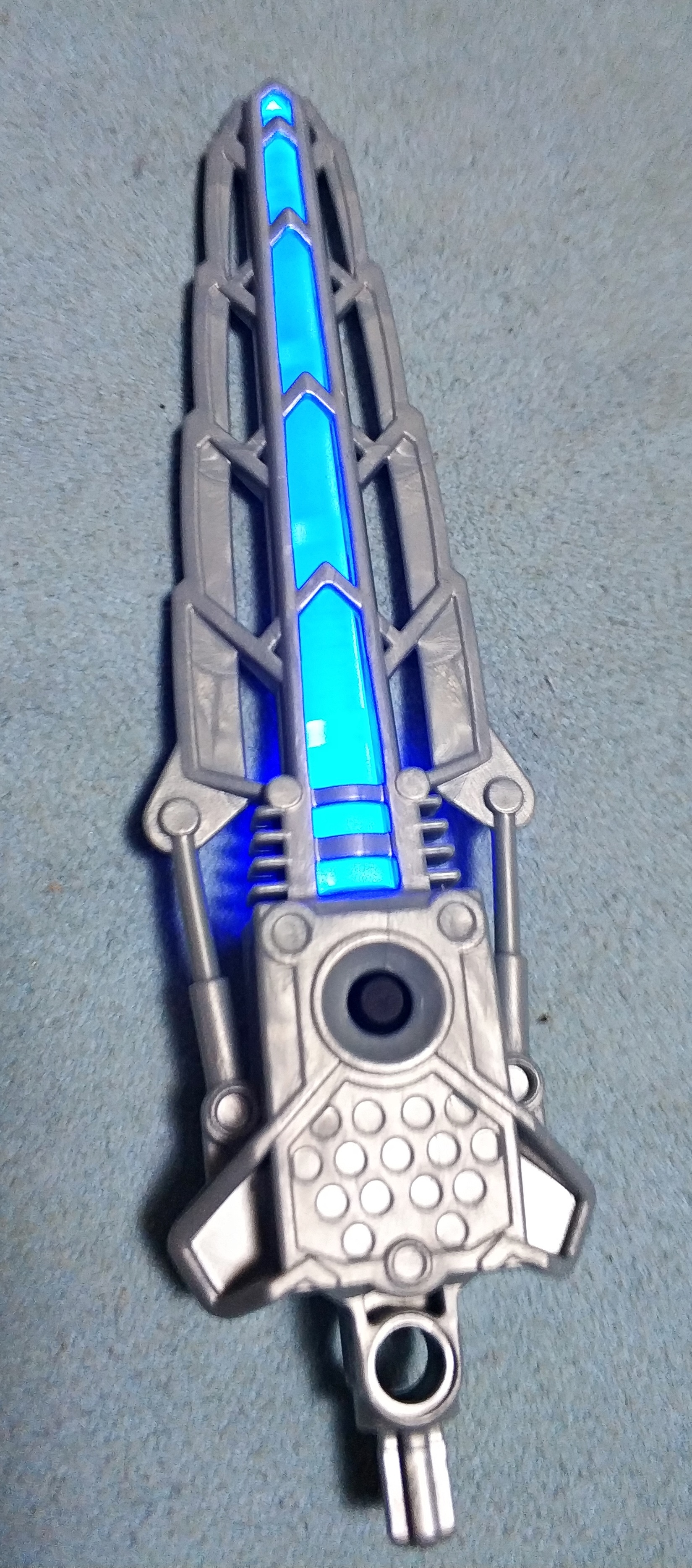 零件生化人仔武器冰剑激光可亮