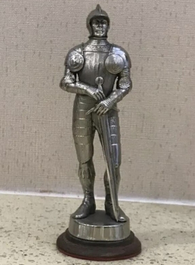 汉威金属失蜡法不锈钢实心摆件 小铁甲人