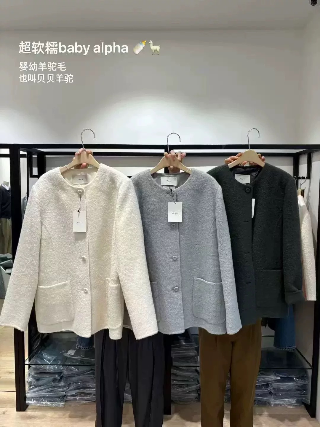 韩国东大门代购BRUNI女2025秋冬新时尚圆领纯色羊驼毛大衣外套