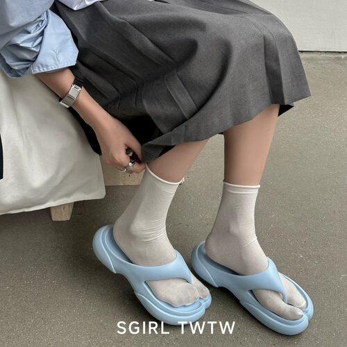 SGIRL TWTW韩系夹脚厚底人字拖鞋女外穿夏季海边度假休闲凉拖鞋