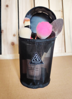 2025新款3ce化妆包女便携大容量笔袋刷子收纳包高级感黑色网纱包