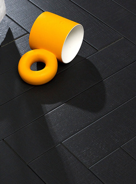 美式乡村黑色细长条木纹砖民宿咖啡店地板砖80x480人字拼背景瓷砖