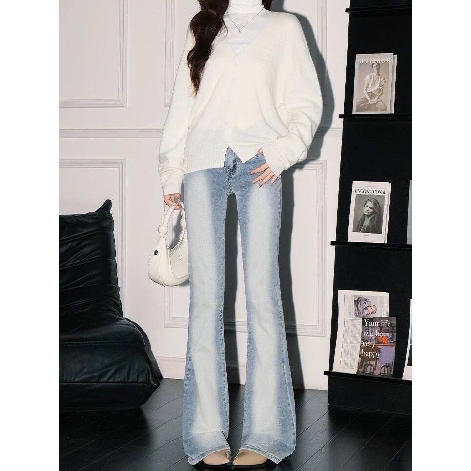 美式复古水洗浅色修身微喇牛仔裤女春秋新款低腰显瘦弹力马蹄喇叭
