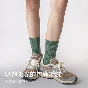 靴下物袜子女加绒保暖中筒袜子女厚款春秋季日系白色堆堆袜长袜
