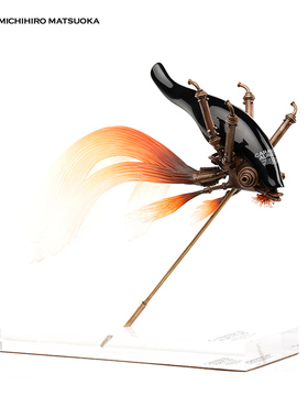 末那末匠丨松冈道弘《Carassius Auratus》黑色大金鱼艺术雕像