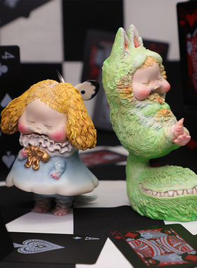 末那末匠丨植田明志《怪兽之子爱丽丝&柴郡猫》树脂潮玩艺术雕像