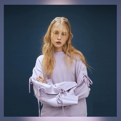 薄藤紫二次元少女袖子hin多学院