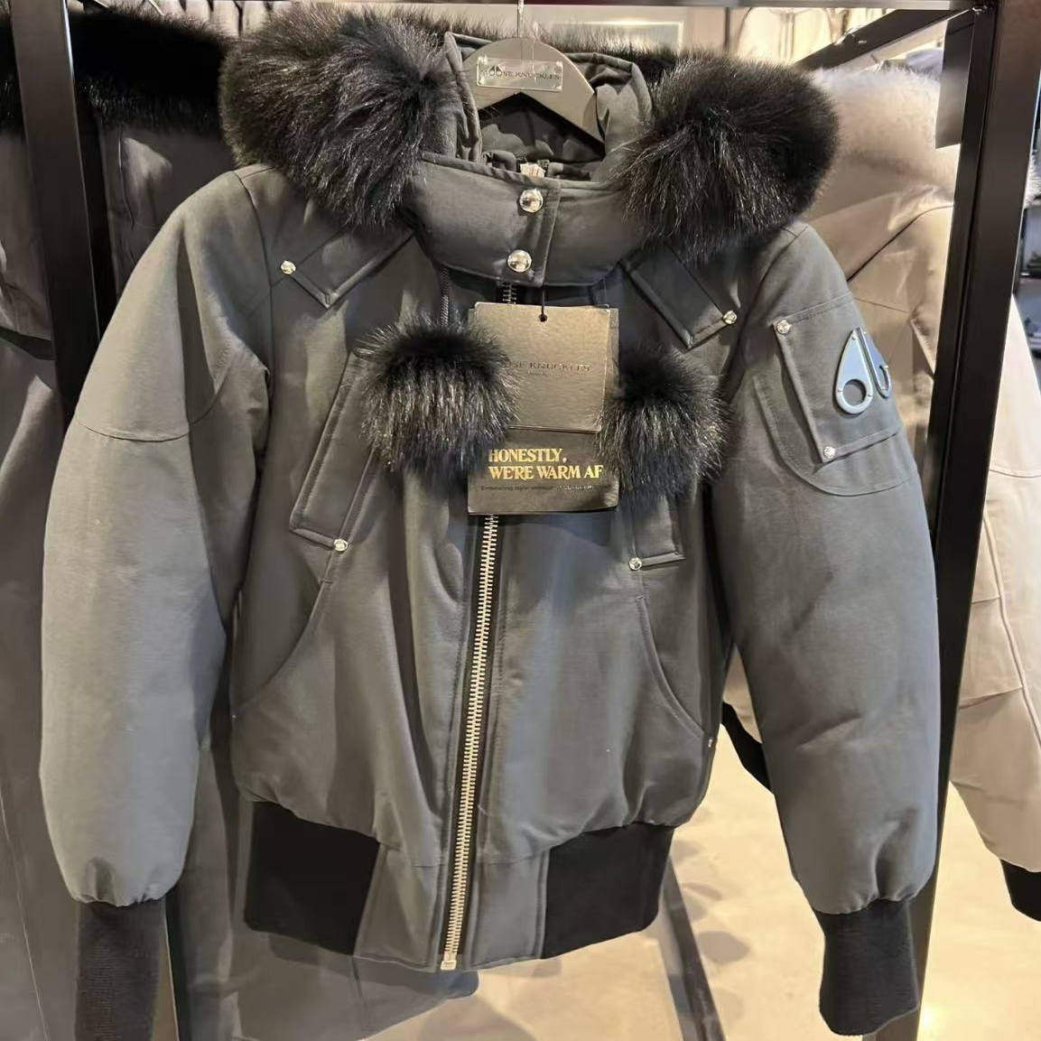 Moose Knuckles慕瑟纳可加拿大小剪刀女士毛球羽绒飞行员夹克外套