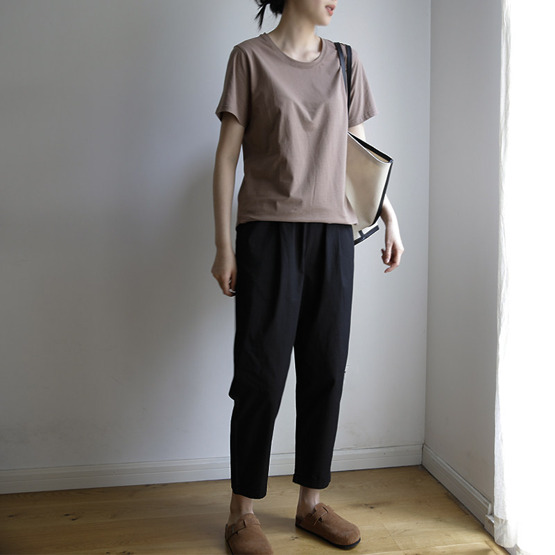 艺间出品通勤宽松棉简约圆领基础短袖t恤女2025春夏驼色