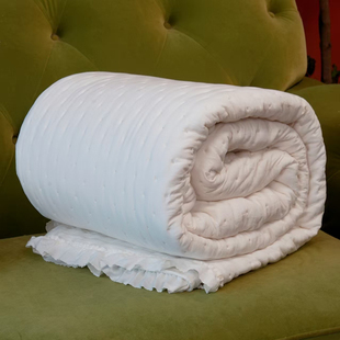 Z家同系列木耳边十字绗缝床盖三件套