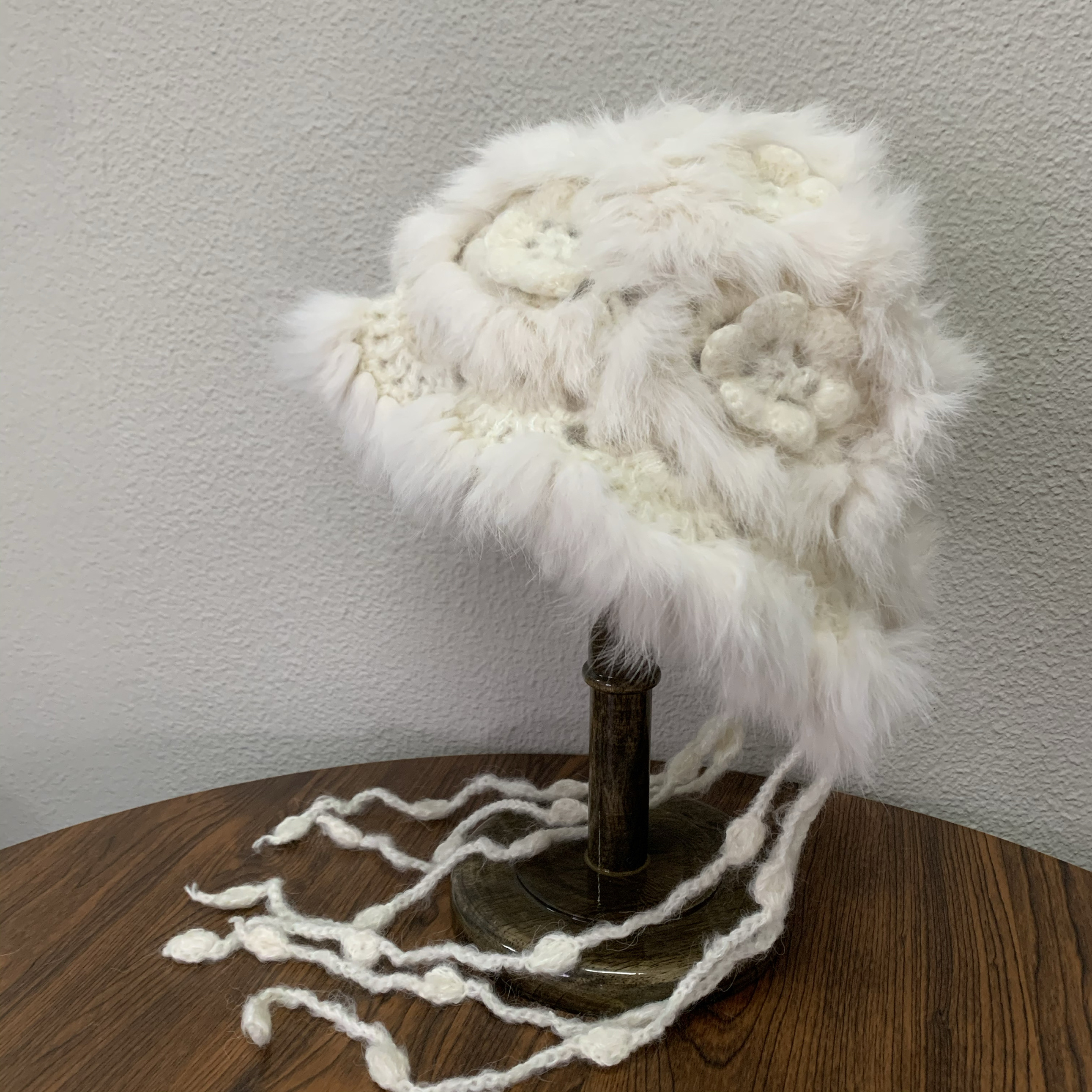 入冬四件套-米白醒狮帽手钩毛线帽冬护耳帽显脸小保暖渔夫帽子