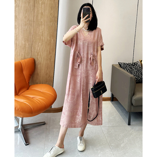 C4422时尚巴黎的老店 美及了 腰间抽绳 粉色提花香云纱中式连衣裙