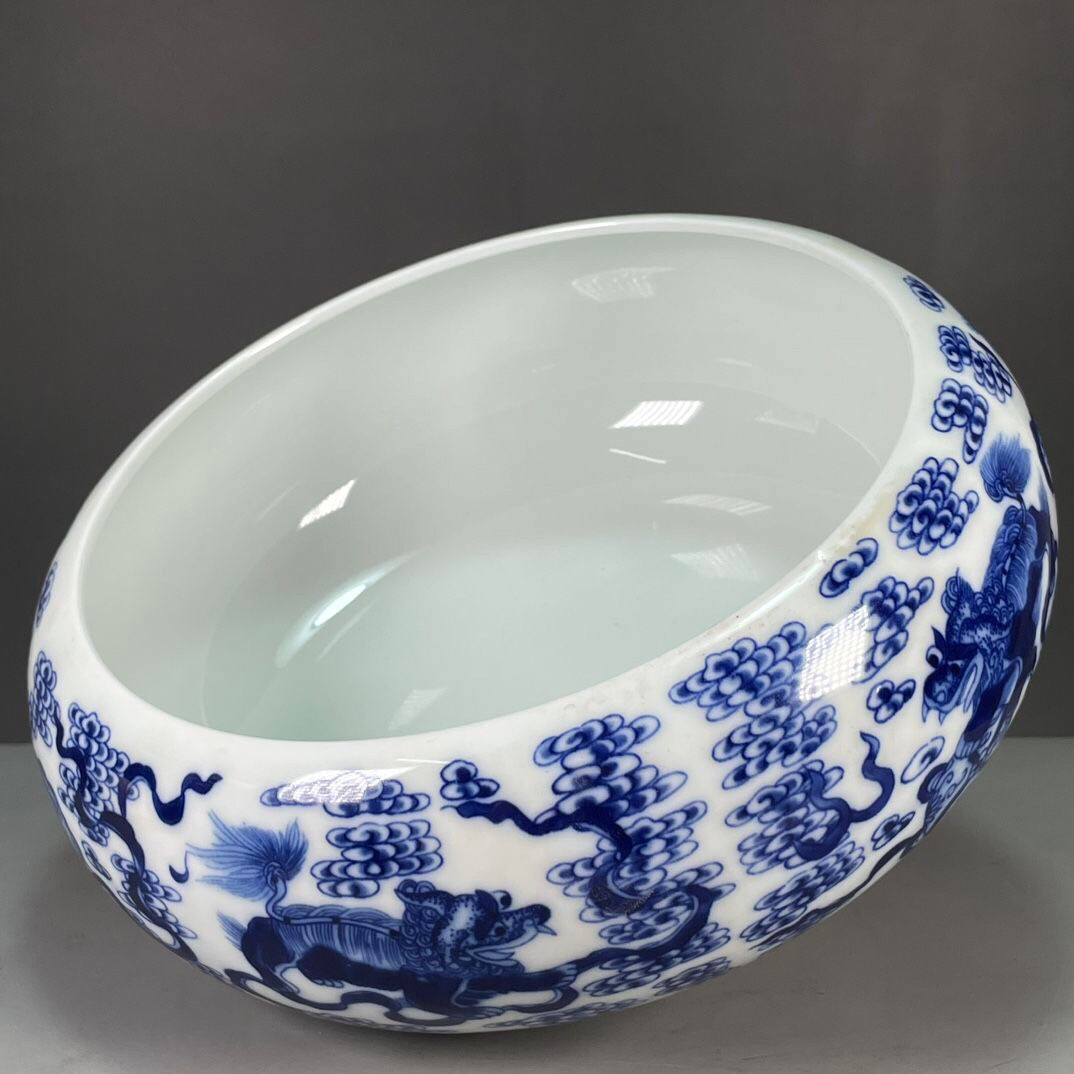 文玩瓷器捡漏陶瓷用品收藏大清乾隆年制青花狮子图纹笔洗