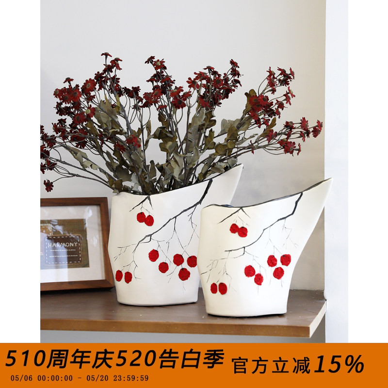清仓陶瓷花器现代简约手绘立体山楂花瓶摆件电视柜玄关餐桌装饰