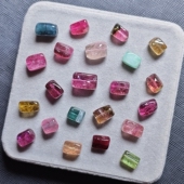 清货特价 天然碧玺蓝绿黄粉紫红不规则随形原石单颗散珠裸石配件