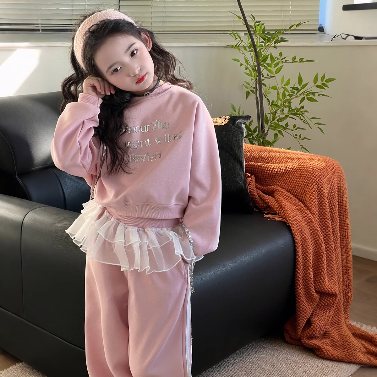 女童卫衣套装2025春季新款儿童韩版运动风字母上衣长袖裤子两件套