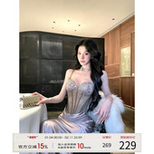 新款 灰尘邓邓 千金感吊带连衣裙女2025冬季 包臀长裙生日穿搭裙子