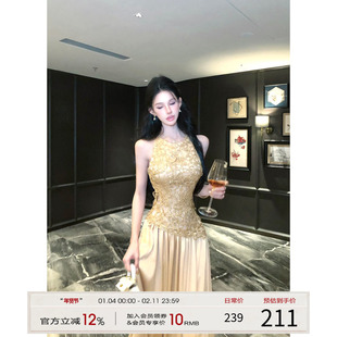 灰尘邓邓 蕾丝拼接挂脖连衣裙女2025冬季新款无袖气质长裙裙子