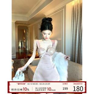 灰尘邓邓 法式吊带连衣裙女2025冬季新款拼接抹胸a字裙生日裙子