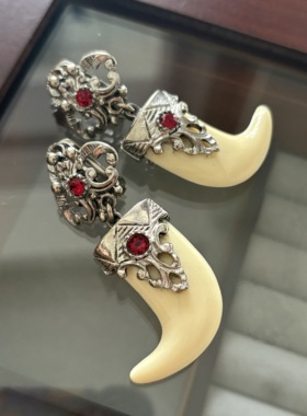 SELRO CORP中古银色掐丝拉花象牙琉璃耳夹