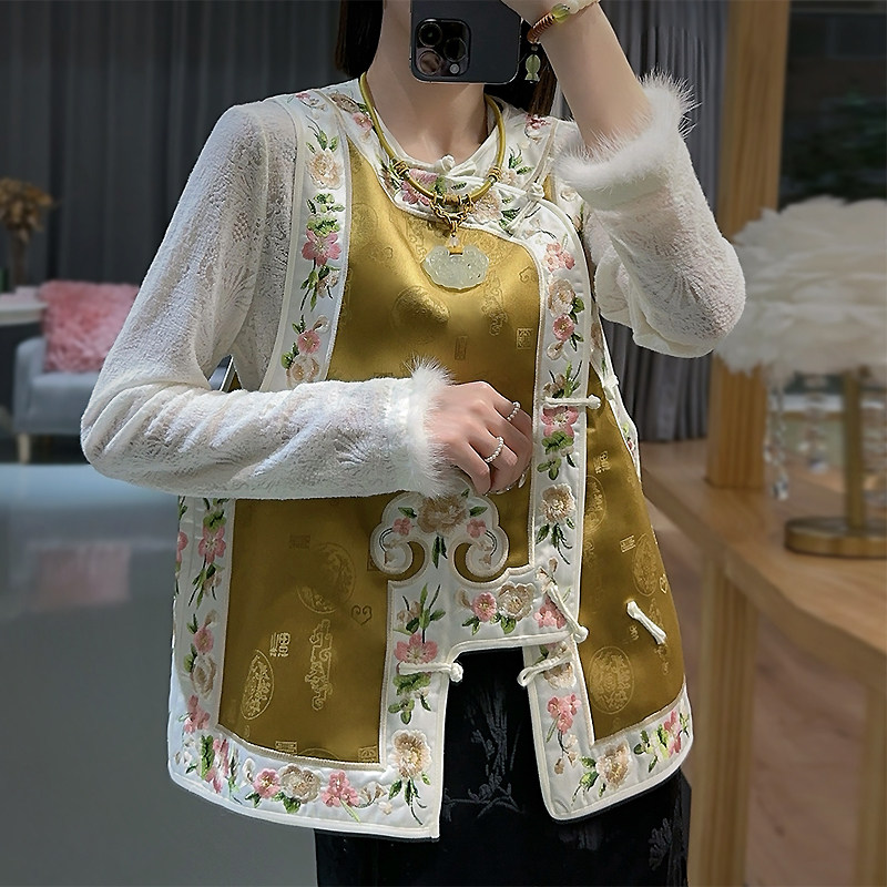 新中式马甲女春秋宽松显瘦醋酸复古国风刺绣盘扣大码背心坎肩外套