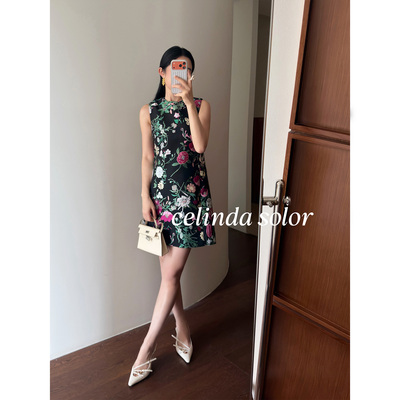 娇阳 人间富贵花！万元级别品质 重工花卉提花修身藏肉无袖连衣裙