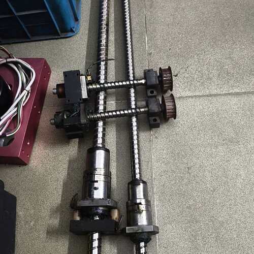 议价THK滚珠丝杆一套，，型号KX06 KX07可维修
