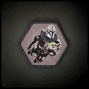 现货 美国PDW Windows Down Morale Patch 曼德洛与小尤达臂章
