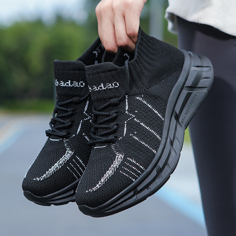 牛霸道运动鞋透气网面健步鞋轻便软底舞蹈鞋女成人不累脚广场舞鞋