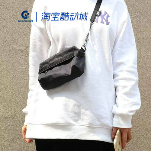 耐克女子户外休闲收纳包斜挎包