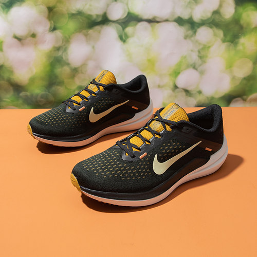 NIKE耐克男子舒适气垫跑步鞋