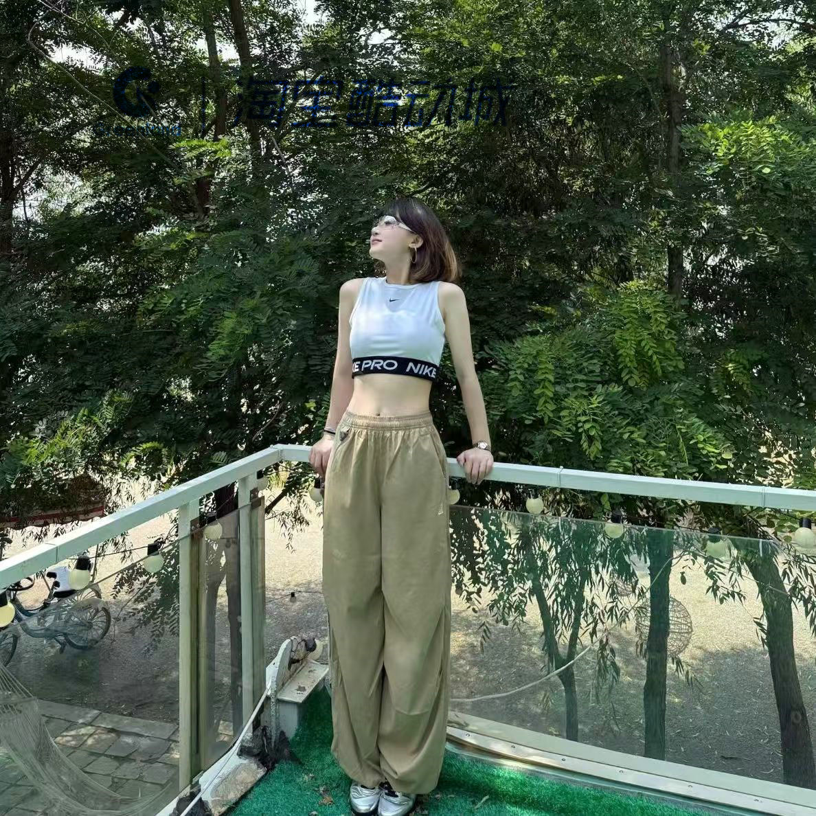 耐克女士宽松高腰舒适防晒长裤