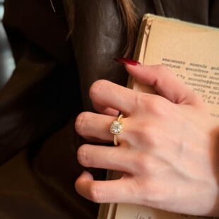 千夕足金9995D满钻小方糖黄金戒指女款送女友七夕情人节生日礼物